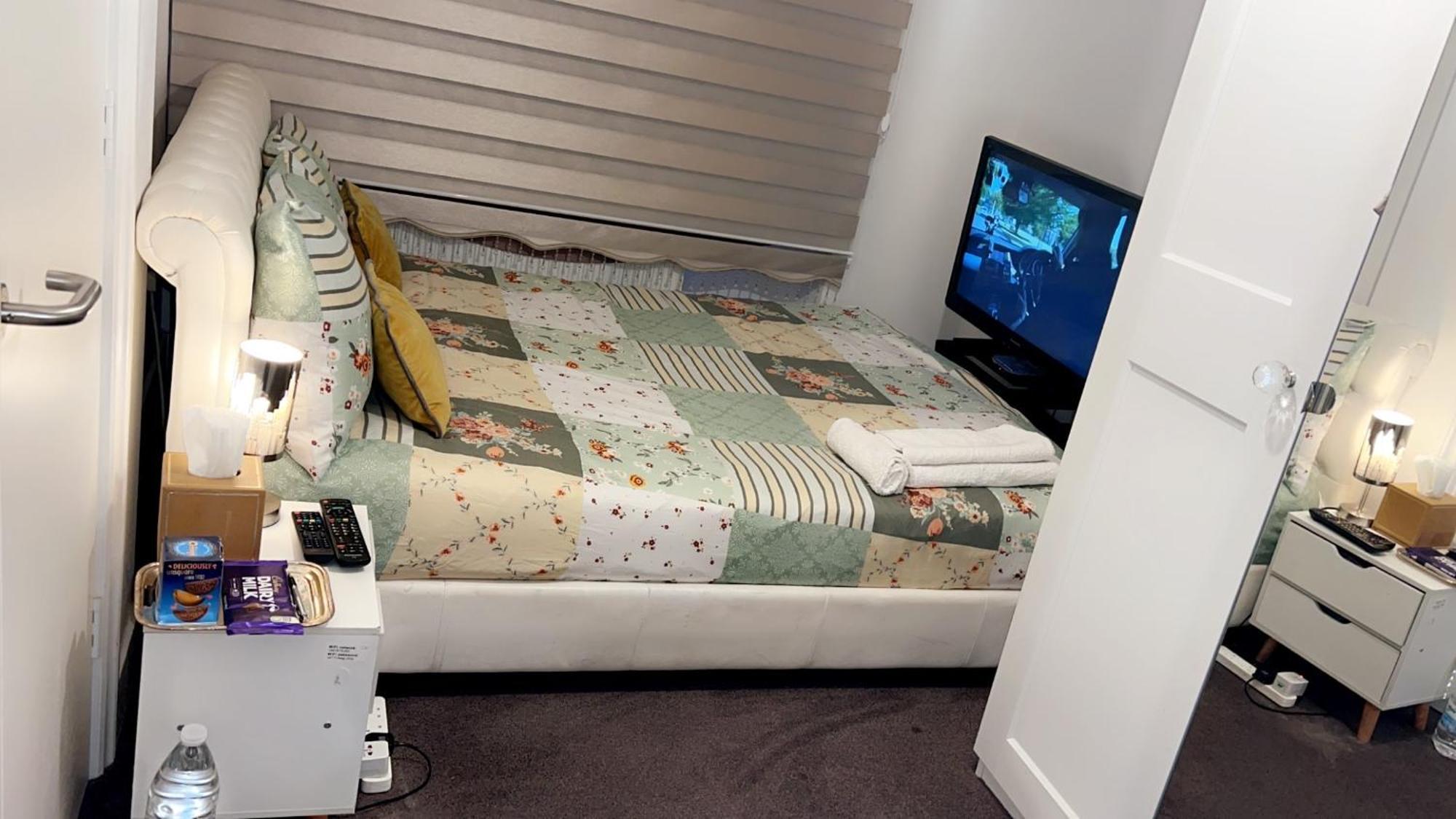 Deluxe Garden Apartment London Luaran gambar