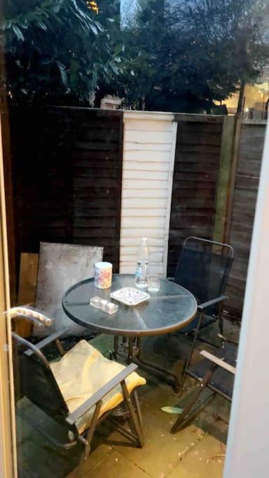 Deluxe Garden Apartment London Luaran gambar